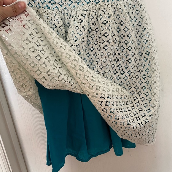 Beautiful Francesca’s Dress - Picture 4 of 7